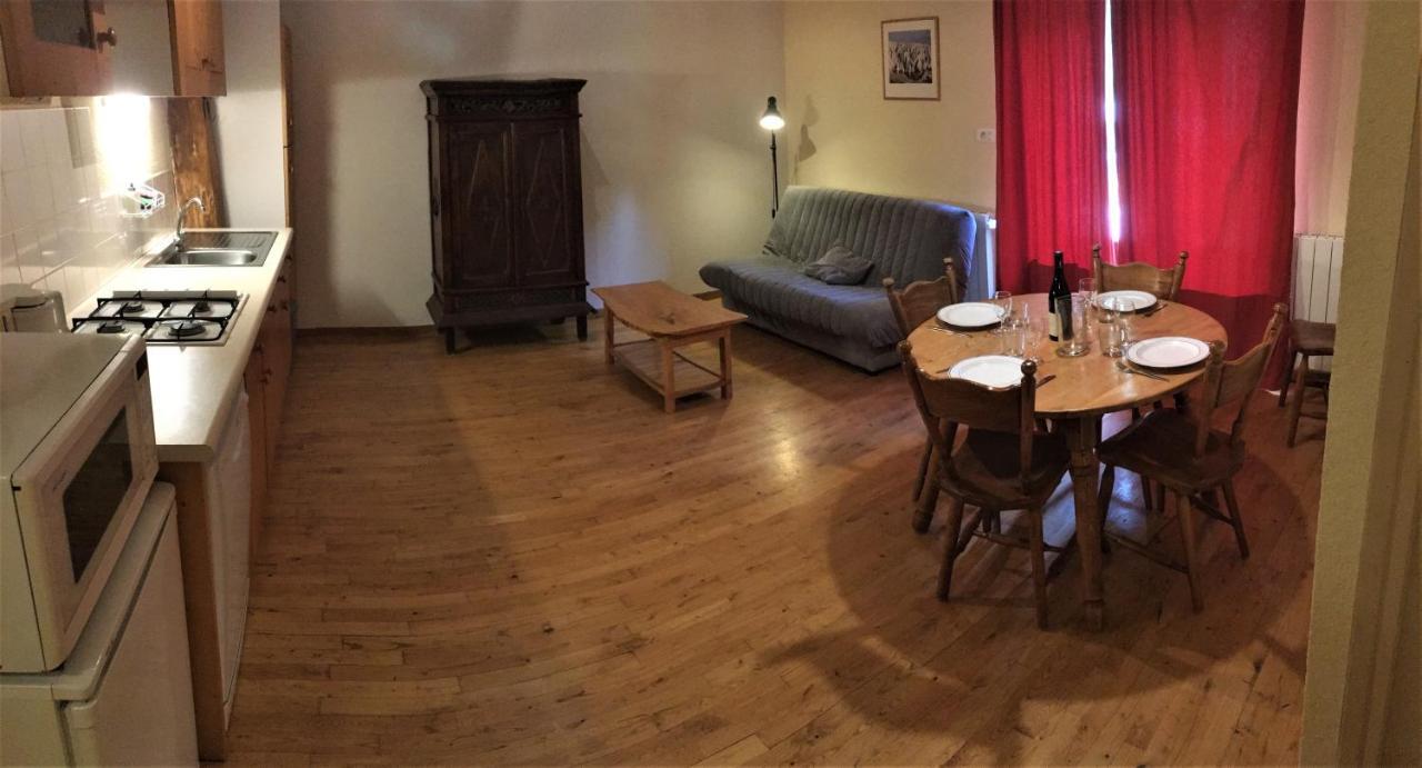 Hotel Domaine de Clarat à Lafarre  Extérieur photo